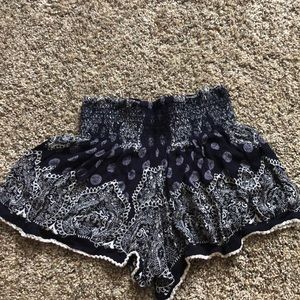 urban outfitters flowy shorts